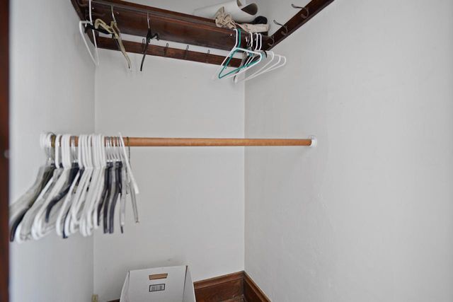 6638 31st AVENUE, Kenosha, WI 53142