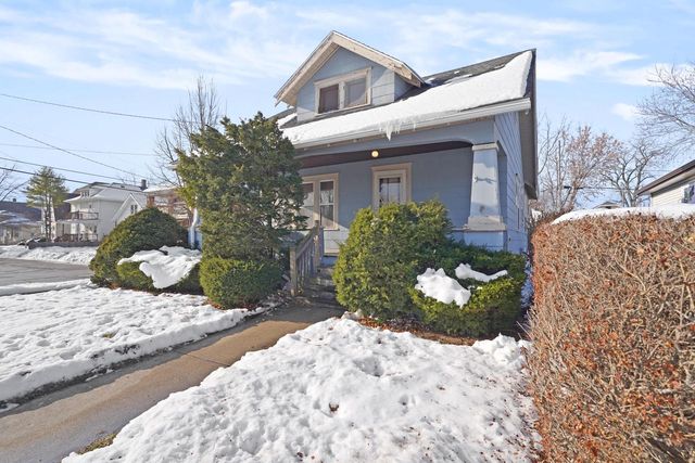 6638 31st AVENUE, Kenosha, WI 53142