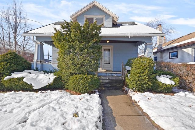 6638 31st AVENUE, Kenosha, WI 53142