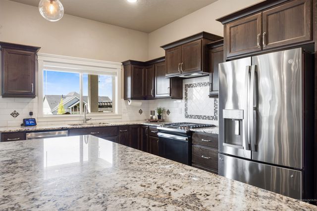 3457 W Barefoot St, Eagle, ID 83616