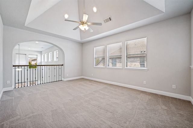 764 Thoroughbred Avenue, Frisco, TX 75036
