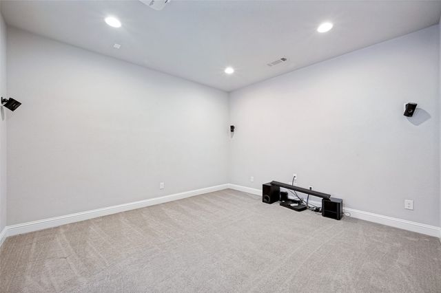764 Thoroughbred Avenue, Frisco, TX 75036