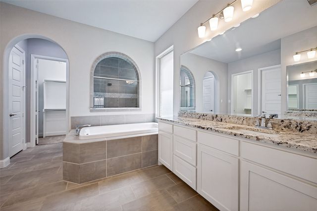 764 Thoroughbred Avenue, Frisco, TX 75036