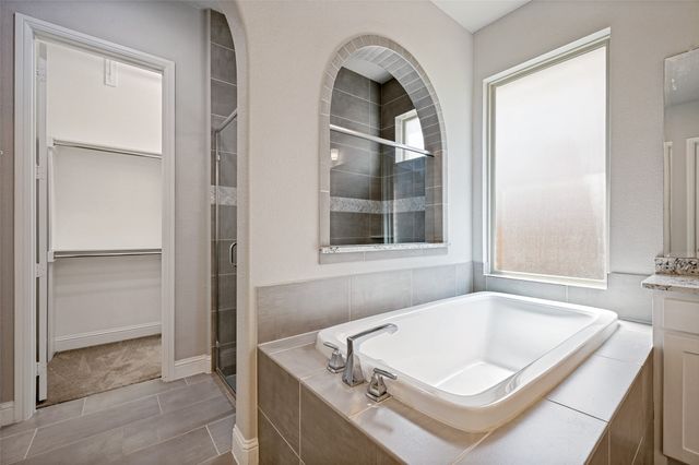 764 Thoroughbred Avenue, Frisco, TX 75036