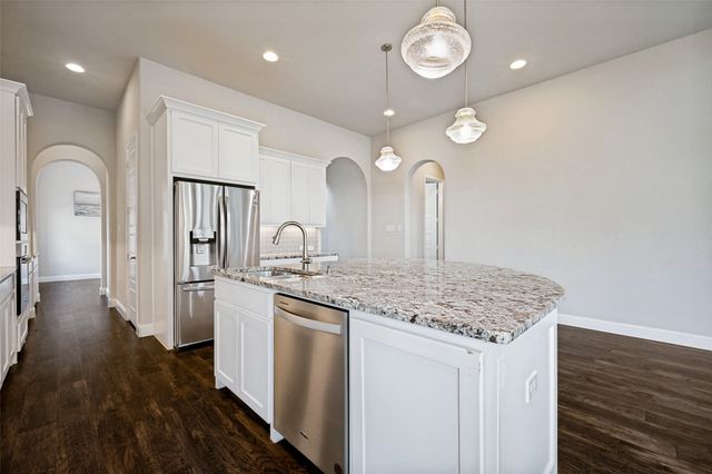 764 Thoroughbred Avenue, Frisco, TX 75036
