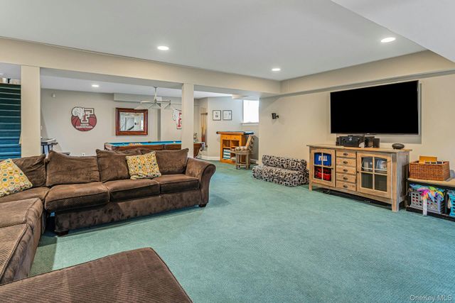 3 Kniffen Road, Katonah, NY 10536