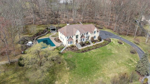 3 Kniffen Road, Katonah, NY 10536