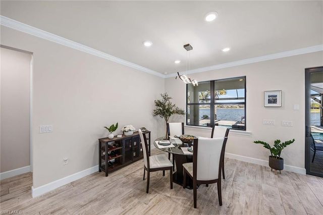 6767 Pennyroyal DR, Naples, FL 34114