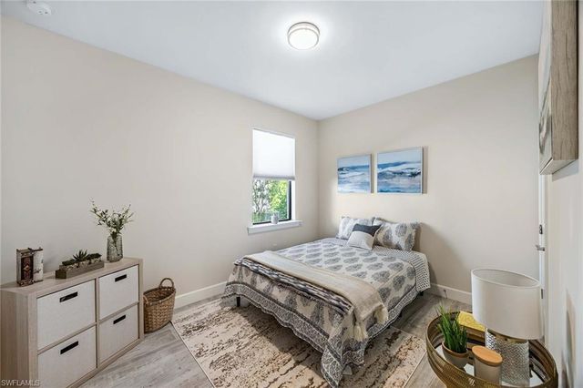 6767 Pennyroyal DR, Naples, FL 34114