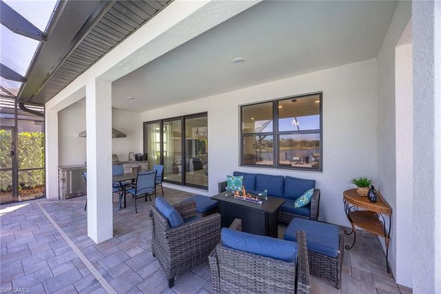 6767 Pennyroyal DR, Naples, FL 34114