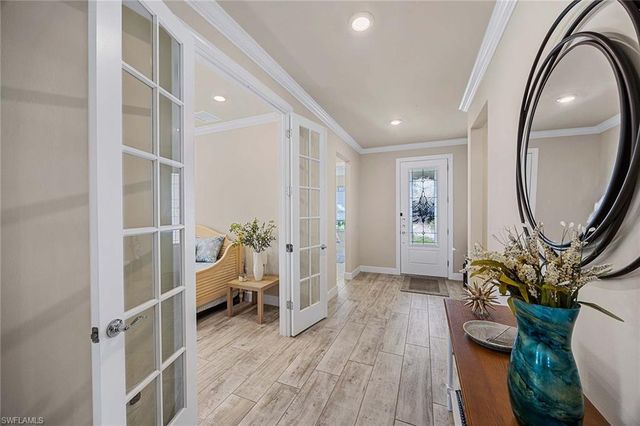 6767 Pennyroyal DR, Naples, FL 34114