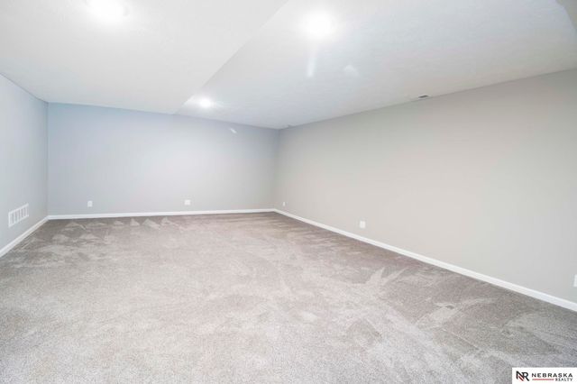 4062 W Gary Gately Street, Lincoln, NE 68528