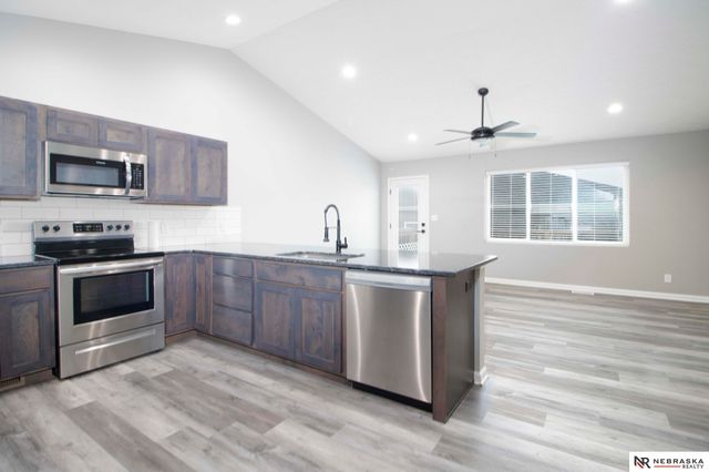 4062 W Gary Gately Street, Lincoln, NE 68528