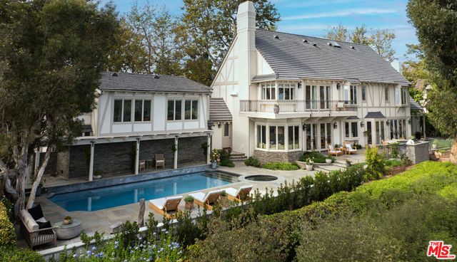 644 Amalfi Drive, Pacific Palisades, CA 90272