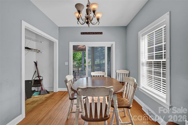 105 Queensbury Road, Troutman, NC 28166