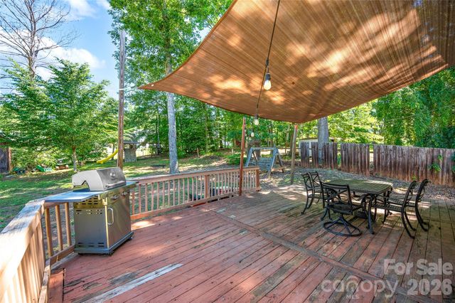 105 Queensbury Road, Troutman, NC 28166