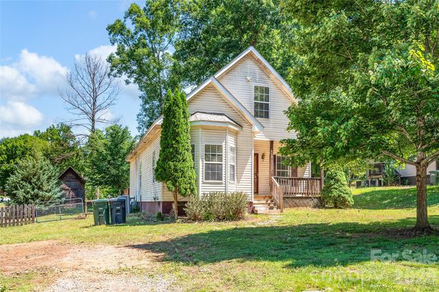 105 Queensbury Road, Troutman, NC 28166
