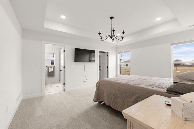 2275 N TRAVELLER DR, Columbia, MO 65202