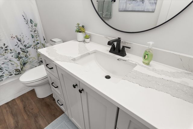 2275 N TRAVELLER DR, Columbia, MO 65202