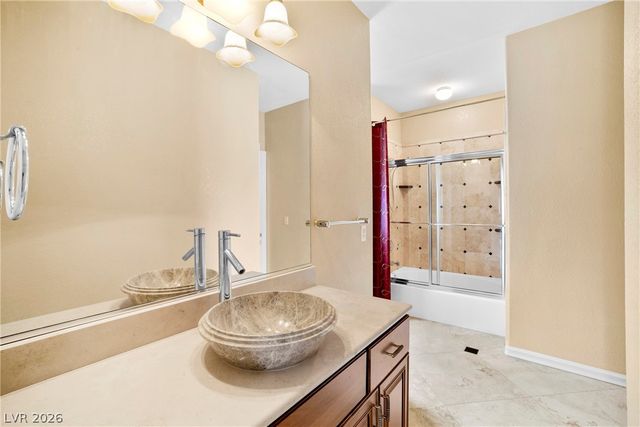 1021 Geranium Drive, Henderson, NV 89011