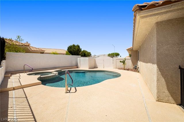 1021 Geranium Drive, Henderson, NV 89011