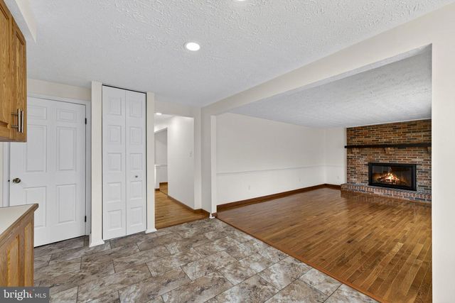 1153 KETTLE POND LN, Great Falls, VA 22066