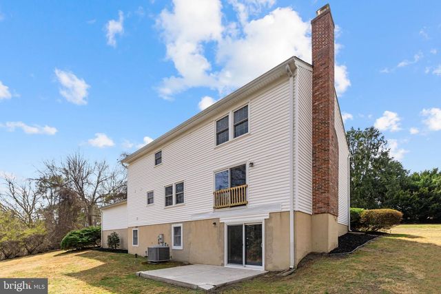 1153 KETTLE POND LN, Great Falls, VA 22066