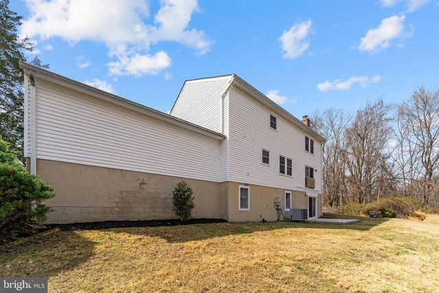 1153 KETTLE POND LN, Great Falls, VA 22066