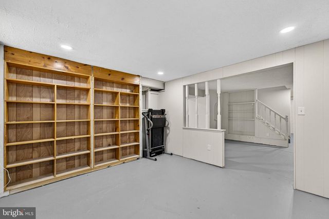 1153 KETTLE POND LN, Great Falls, VA 22066