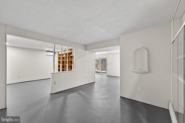 1153 KETTLE POND LN, Great Falls, VA 22066