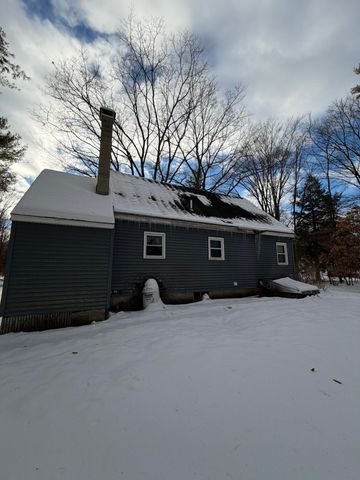 64 Forest Lane, Boscawen, NH 03303