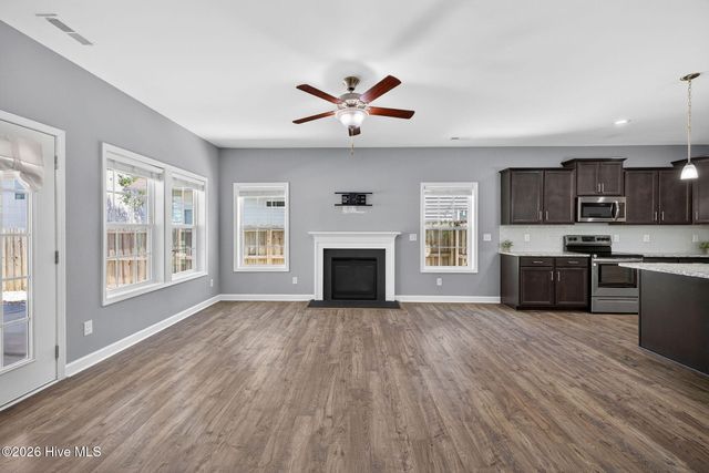 128 Downy Drive, Hampstead, NC 28443