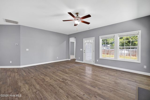 128 Downy Drive, Hampstead, NC 28443