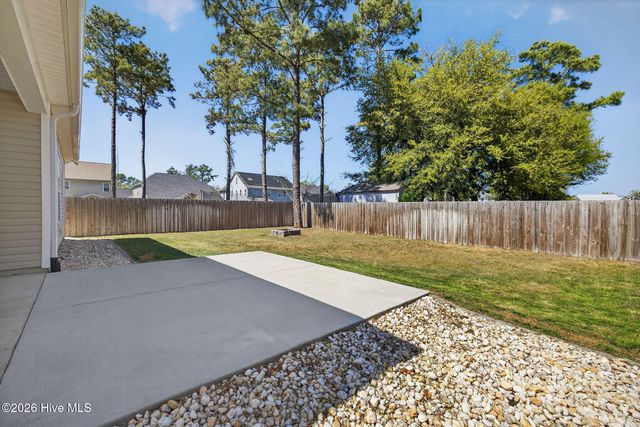 128 Downy Drive, Hampstead, NC 28443