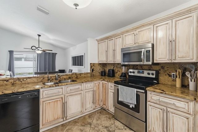 2948 OAK RUN BOULEVARD, Kissimmee, FL 34744