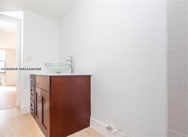 13499 Biscayne Blvd 912, North Miami, FL 33181
