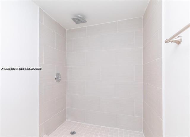 13499 Biscayne Blvd 912, North Miami, FL 33181