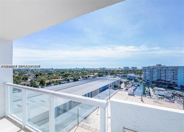 13499 Biscayne Blvd 912, North Miami, FL 33181