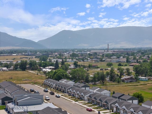 407 Brookline Street B, Livingston, MT 59047