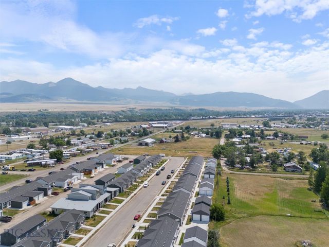 407 Brookline Street B, Livingston, MT 59047