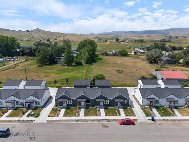 407 Brookline Street B, Livingston, MT 59047