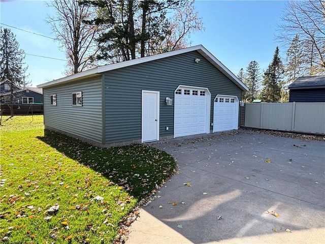 912 Lee Street, Rice Lake, WI 54868