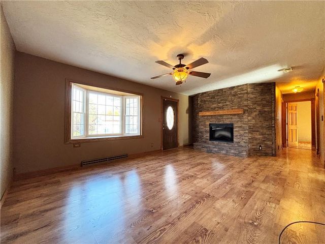 912 Lee Street, Rice Lake, WI 54868