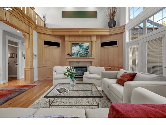 4217 Sw 64TH Ct, Portland, OR 97221