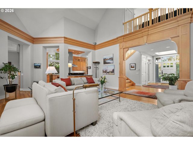 4217 Sw 64TH Ct, Portland, OR 97221