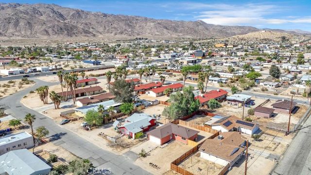 6414 East Court, 29 Palms, CA 92277