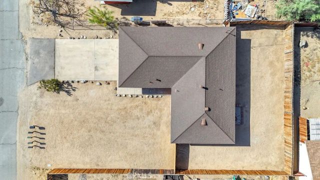 6414 East Court, 29 Palms, CA 92277