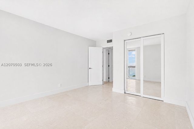 100 Bayview Dr 1626, Sunny Isles Beach, FL 33160