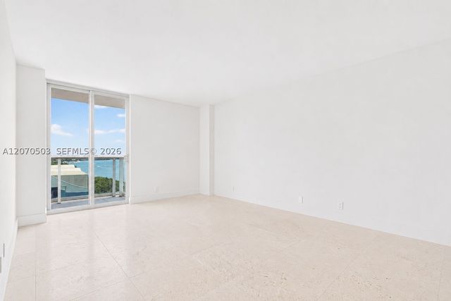 100 Bayview Dr 1626, Sunny Isles Beach, FL 33160