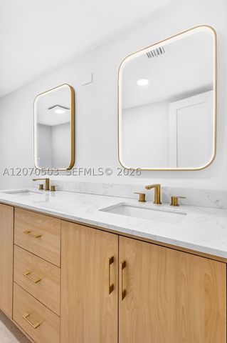 100 Bayview Dr 1626, Sunny Isles Beach, FL 33160